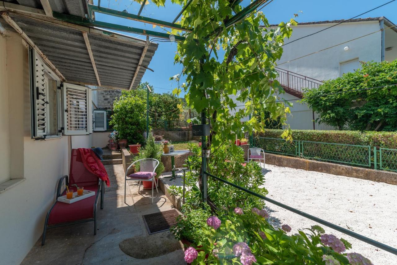 Apartment Hrabar Longo Trogir