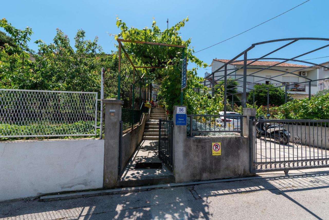 Apartment Hrabar Longo Trogir
